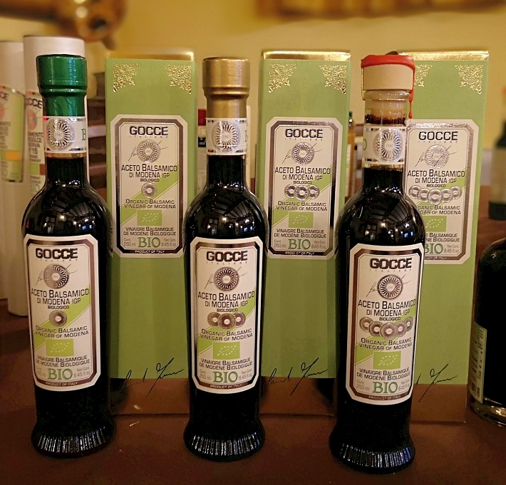 B-J0100: ACETO BALSAMICO DI MODENA IGP BIO 