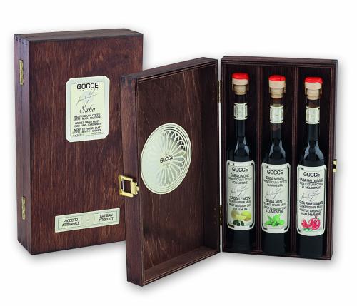 K1605 Cofanetto legno con 3 Saba (3x100 ml - 3x3.38 fl. oz)